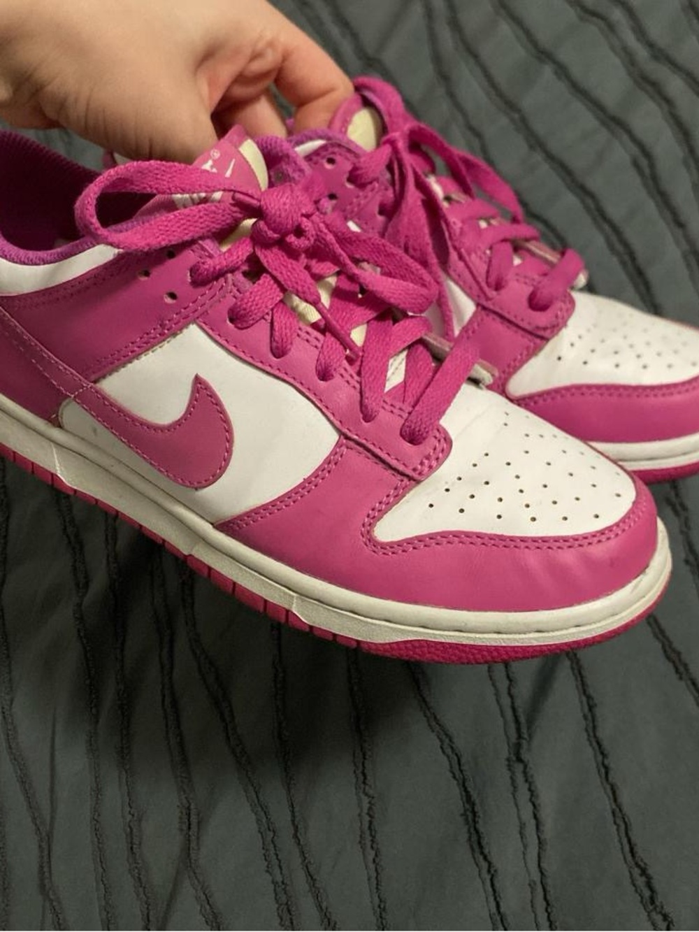 Nike Youth 7.5 Low-Top Sneakers - Hot Pink & White